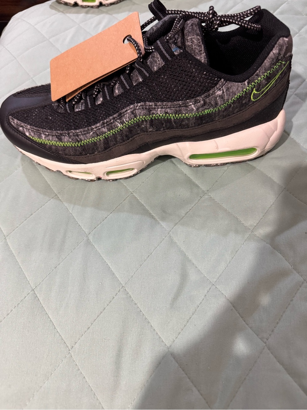Nike Air Max 95 Men's Black & Gray Athletic Sneakers - Lightweight Comfort - Picture 3 of 6